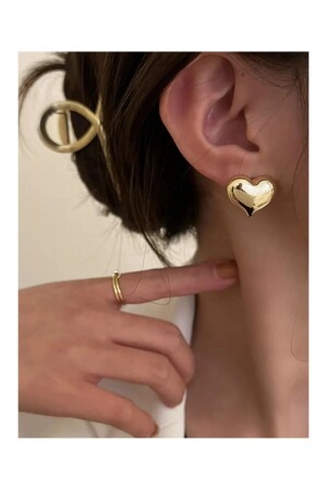 Women's Gold Heart Earrings heart Gold earrings - Monalisatoka