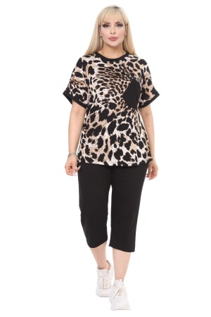Women's Plus Size Tiger Pattern Pocketed Short Sleeve Capri Suit - Melsay