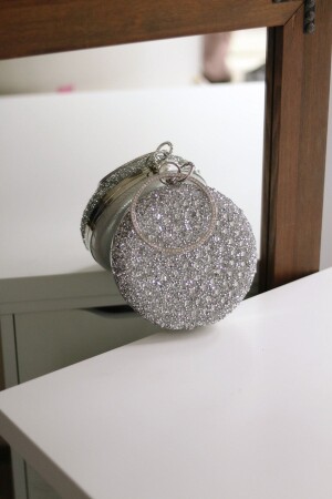 Women's Silver Stone Round Chain Evening Bag - Moom Bag