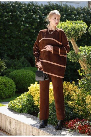 Women's Striped Woven Brown Knitwear Suit TYC00648939383 - Moda Asrın