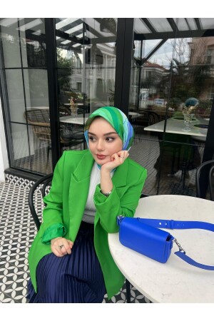 Yasemin Kalaycıs Vorliebe ist Geometrisch - İpekhan